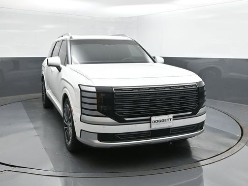 Used 2026 Hyundai Palisade Calligraphy FWD image 16