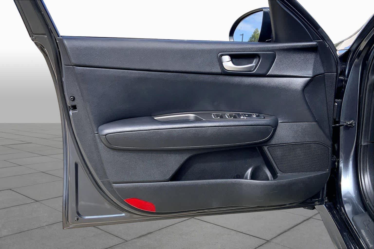 Used 2020 Kia Optima LX FWD image 22