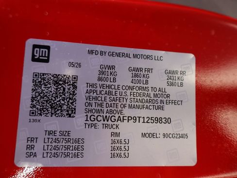 New 2026 Chevrolet Express 2500 w/ Driver Convenience Package RWD image 32