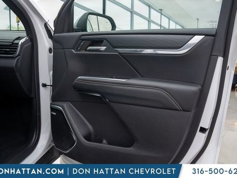 Used 2024 GMC Acadia Elevation FWD image 26