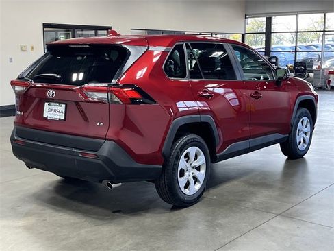 Used 2023 Toyota RAV4 LE image 4