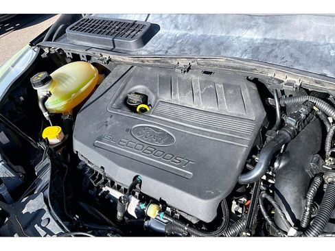 Used 2017 Ford Escape SE w/ Equipment Group 201A AWD/4WD image 29