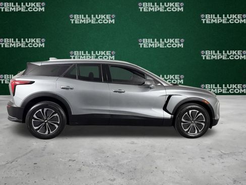Used 2024 Chevrolet Blazer EV LT AWD/4WD image 4