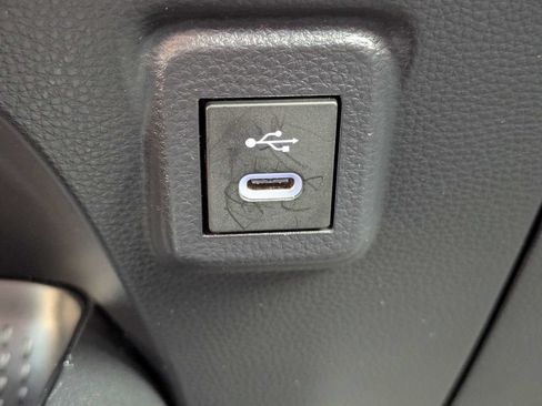 Used 2025 Toyota Corolla LE FWD image 22