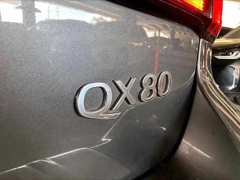 Used 2018 INFINITI QX80 4WD image 9