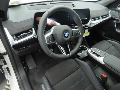 New 2026 BMW X1 xDrive28i w/ Technology Package image 9