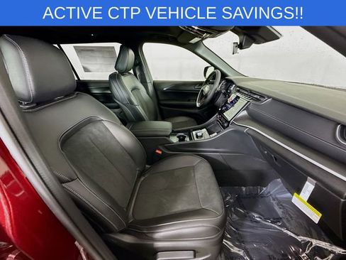 New 2025 Jeep Grand Cherokee L Altitude AWD/4WD image 29