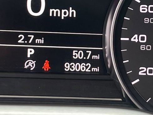 Used 2014 Audi A8 L TDI w/ Premium Package image 22