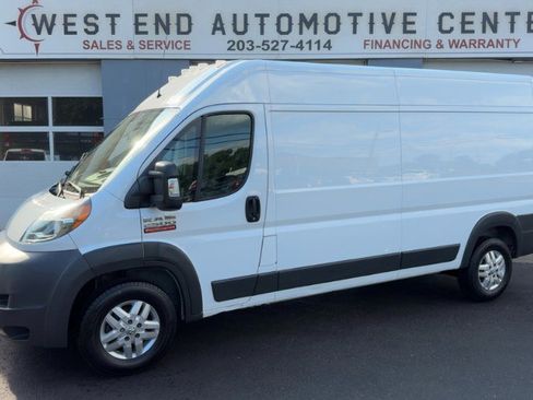 Used 2015 RAM ProMaster 2500 w/ Mopar Trailer Tow Group FWD image 1