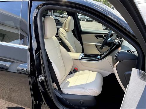 Used 2026 Mercedes-Benz GLC 300 4MATIC image 31