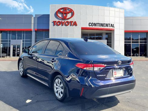 Certified 2025 Toyota Corolla LE FWD image 4