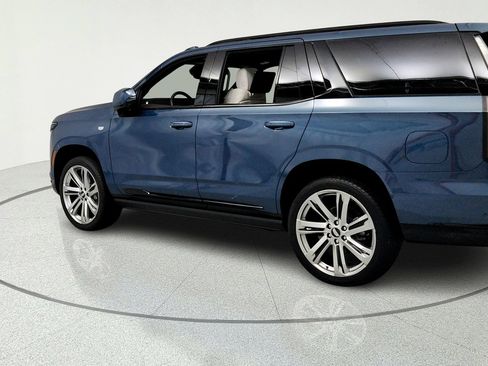 Certified 2026 Cadillac Escalade Platinum Sport w/ LPO, Floor Liner Package AWD/4WD image 3
