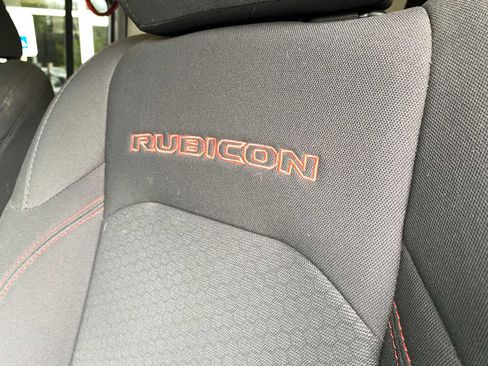 Used 2021 Jeep Wrangler Unlimited Rubicon AWD/4WD image 29