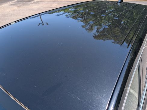 Used 2023 GMC Acadia SLE FWD image 13