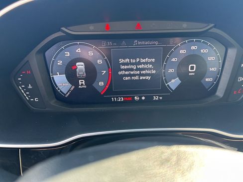 Used 2020 Audi Q3 2.0T Premium image 12