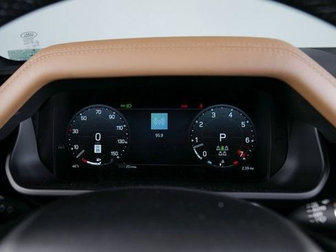 New 2026 Land Rover Defender 110 X-Dynamic SE image 18