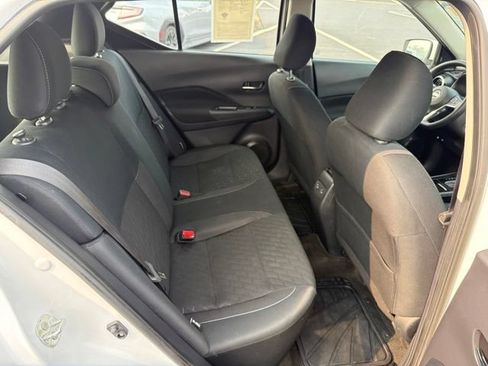 Used 2024 Nissan Kicks SV FWD image 25