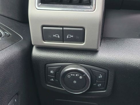 Used 2017 Ford F150 Lariat w/ Equipment Group 502A Luxury image 32