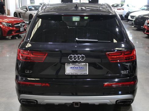 Used 2017 Audi Q7 3.0T Premium Plus w/ Premium Plus Package AWD/4WD image 14