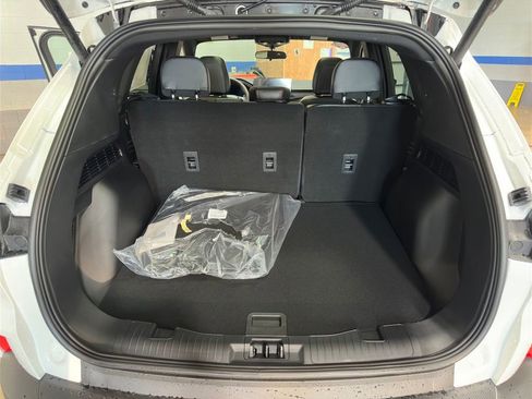 New 2025 Ford Escape ST-Line Select w/ Tech Pack #2 AWD/4WD image 25