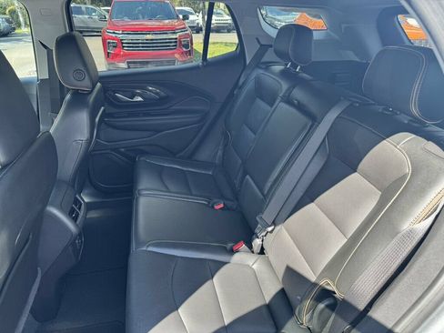 Used 2023 GMC Terrain AT4 AWD/4WD image 7