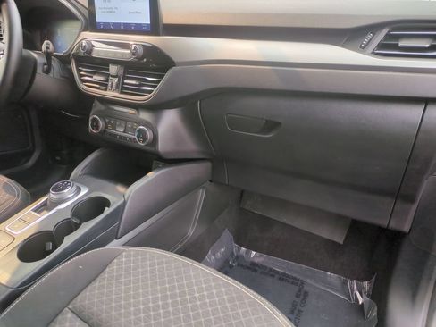 Used 2024 Ford Escape Active AWD/4WD image 17