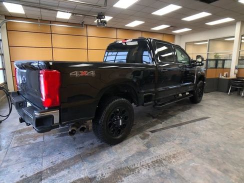 Certified 2024 Ford F250 XLT image 7