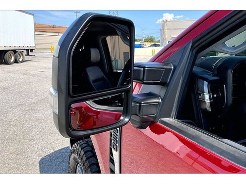 Used 2024 Ford F250 Lariat w/ FX4 Off-Road Package AWD/4WD image 31