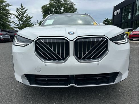 Used 2025 BMW X3 xDrive30i w/ Convenience Package AWD/4WD image 4