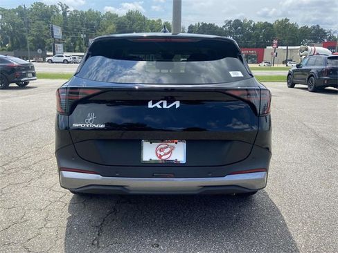 New 2026 Kia Sportage EX image 3