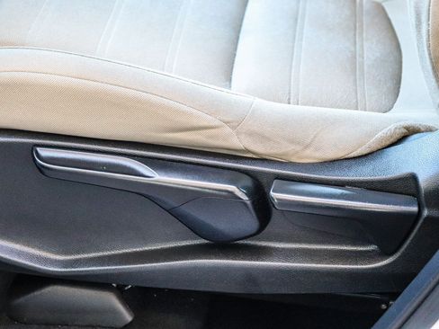Used 2019 Honda CR-V LX image 25