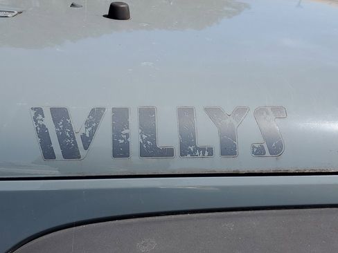 Used 2015 Jeep Wrangler Sport AWD/4WD image 7