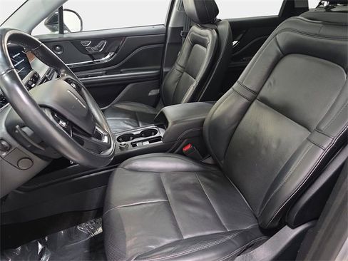 Used 2020 Lincoln Corsair Reserve w/ Equipment Group 201A image 14