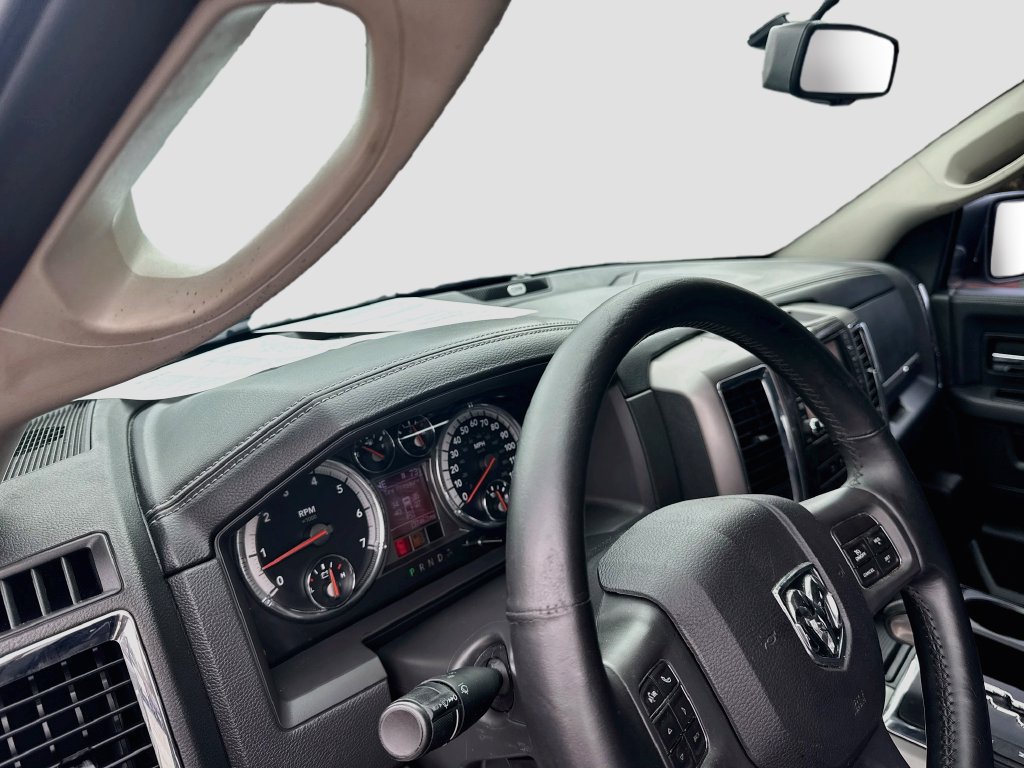 Used 2012 RAM 1500 Limited RWD image 9