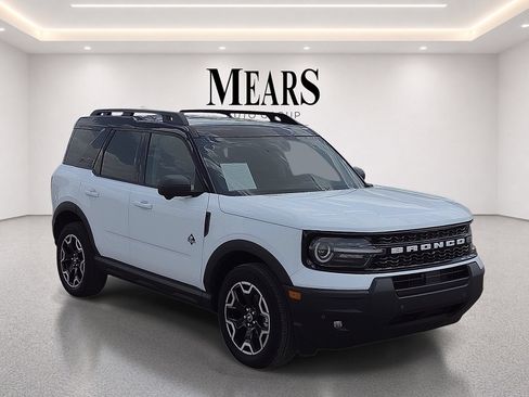 Used 2025 Ford Bronco Sport Outer Banks w/ Outer Banks Tech Package+ AWD/4WD image 7