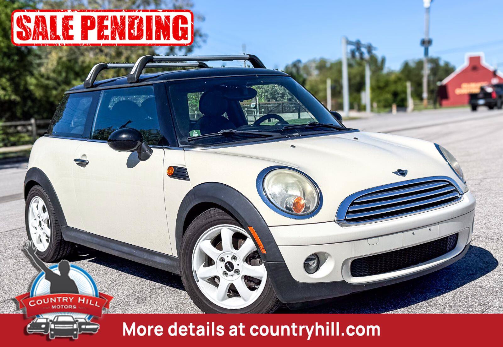Used 2009 MINI Cooper Hardtop FWD image 1