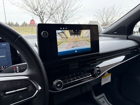 Used 2024 Honda Prologue Touring image 37