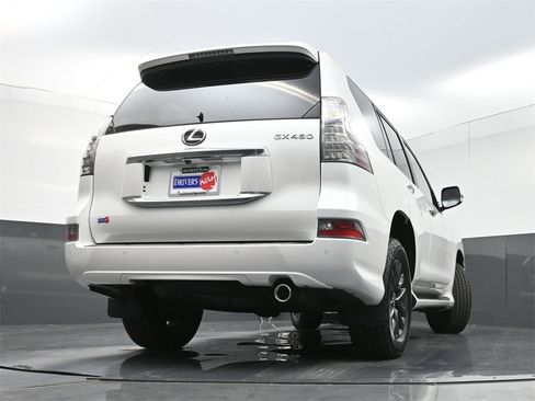 Used 2023 Lexus GX 460 Premium w/ Premium Plus Package image 33