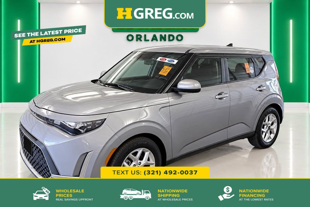 Used 2024 Kia Soul LX w/ Option Group 015 FWD image 1