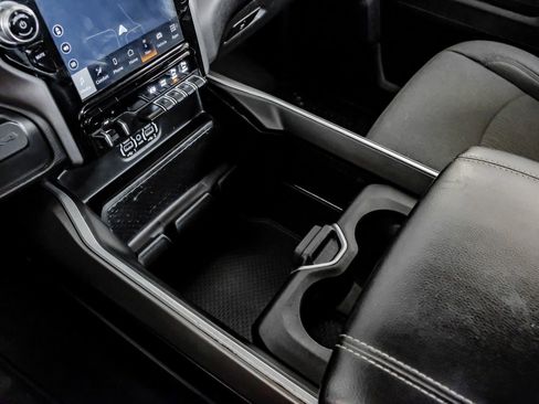 Used 2023 RAM 3500 Big Horn w/ Night Edition image 25