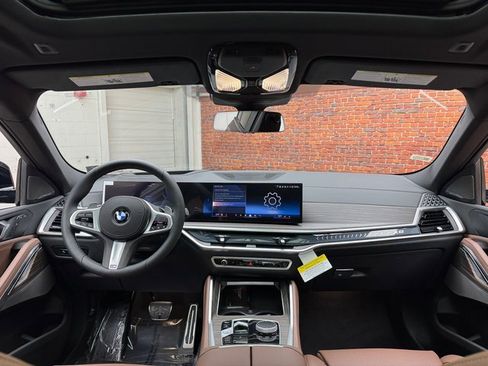 Used 2026 BMW X6 xDrive40i image 12