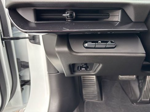 Used 2026 Chevrolet Corvette Z06 image 20