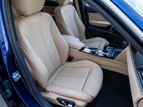 Used 2018 BMW 330i xDrive Sedan w/ Convenience Package AWD/4WD image 27