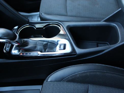 Used 2021 Buick Encore GX Select w/ Sport Touring Package image 39