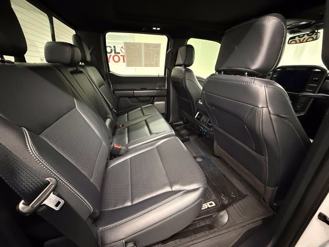 Used 2025 Ford F150 Lariat w/ Equipment Group 501A Mid AWD/4WD image 7