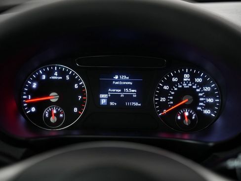 Used 2019 Kia Sorento FWD V6 image 16