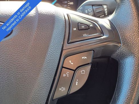 Used 2019 Ford Edge SE image 27