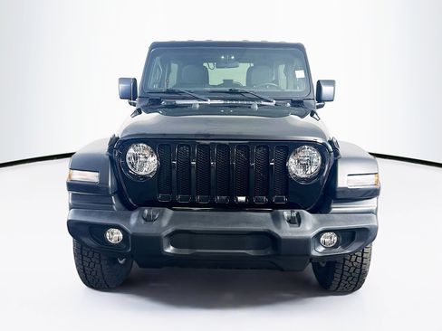 Used 2022 Jeep Wrangler Sport S AWD/4WD image 2