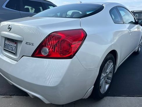 Used 2013 Nissan Altima 2.5 S w/ Premium Pkg FWD image 5