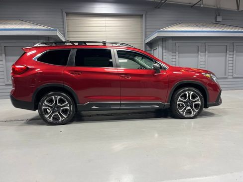 Used 2023 Subaru Ascent Limited w/ Technology Package AWD/4WD image 10